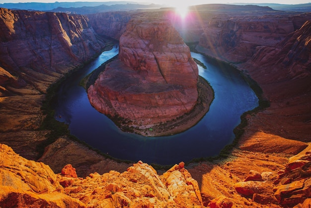 Horseshoe bend by grand canyon arizona horseshoe bend in grand canyon