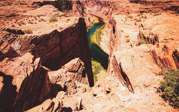 Horseshoe bend and colorado river horseshoe bend glen canyon beautiful view of horseshoe bend