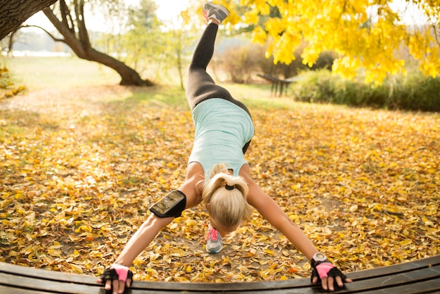 Hot blond exercise