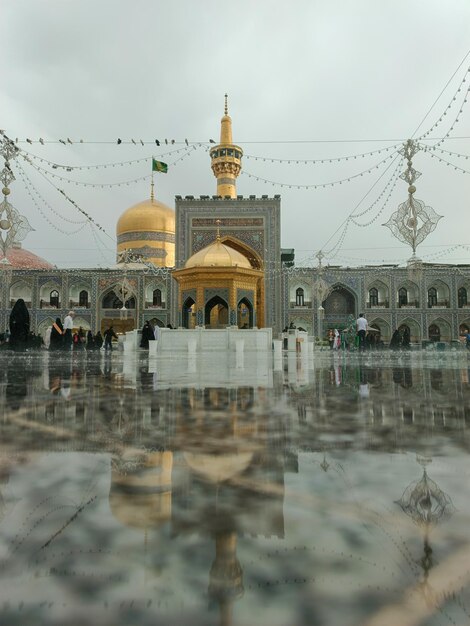 Photo imam reza mashhad iran holy shrine mosque peaceful landscape zarih haram islam ziarat