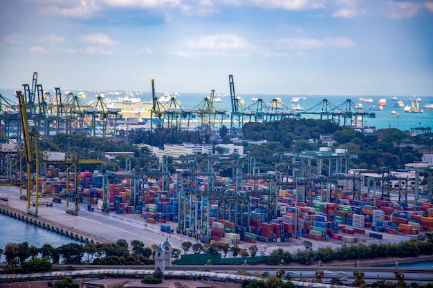 ingapore - march 4, 2020: cityscape seaport singapore.