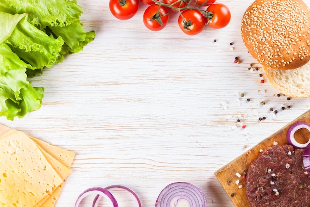 The ingredients for the burger