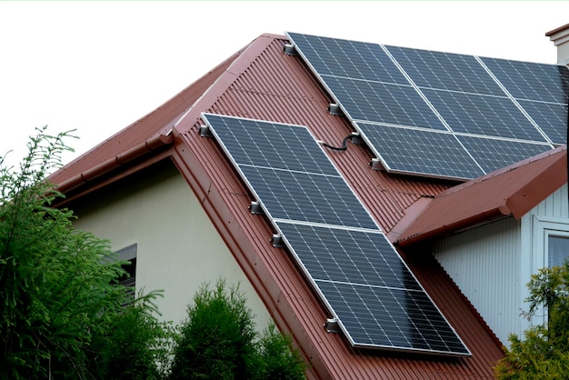 Installing a Solar Cell on a Roof