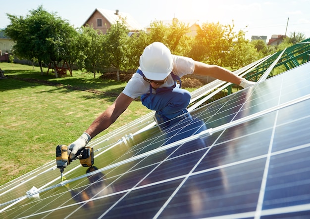 Installing of standalone solar photo voltaic panel system