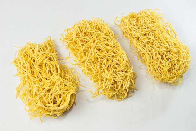 Instant noodles Dry yellow noodles raw food