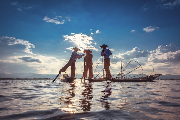 Intha fishermen working in the morning.