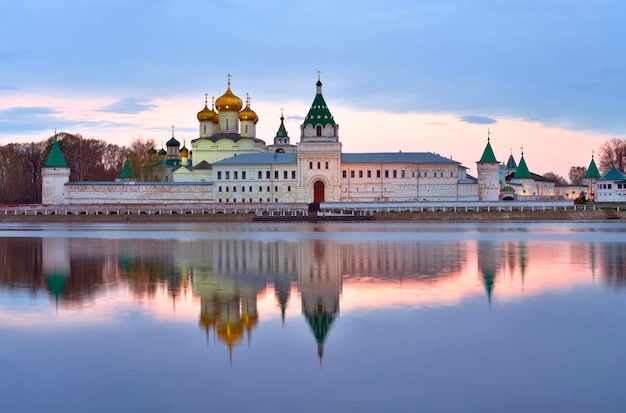 Ipatievsky Monastery at dawn