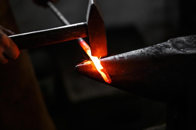 Ironsmith hitting hotsteel