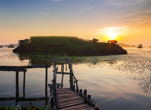 Island floating