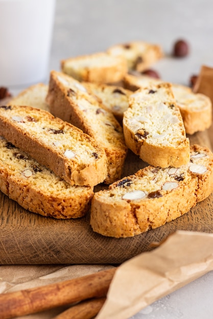 Italian biscotti with hazelnuts