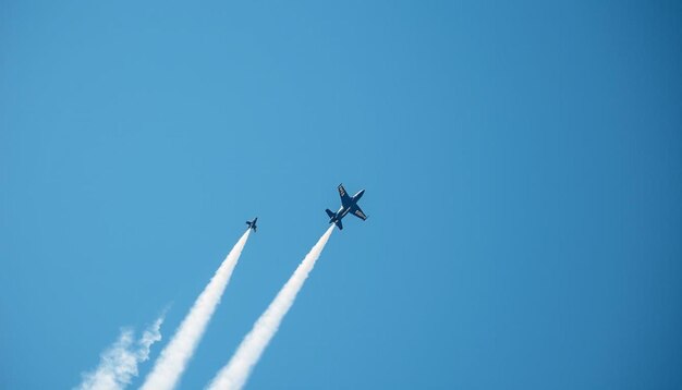 Photo jet fighters performing aerial maneuvers