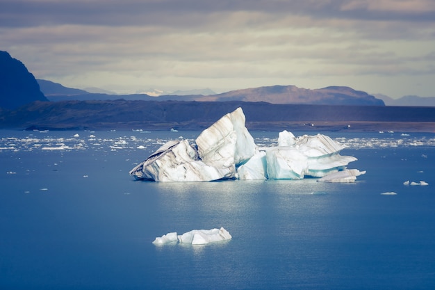 Jökulsárlón is a large glacial lake in southeast Iceland, on the edge of Vatnajökull National Park. Situated at the head of the Breiðamerkurjökull glacier.