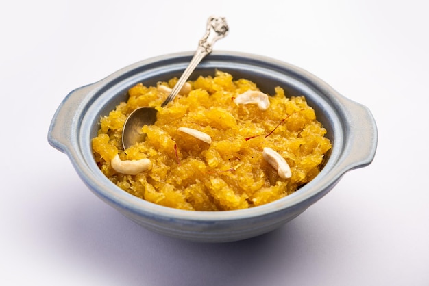 Kashi halwa or kasi halva is one of the classic and traditional dessert of Karnataka made using Ash Gourd or white pumpkin or kaddu