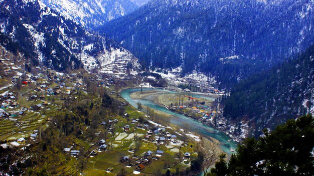 Photo kashmir blue mountain view