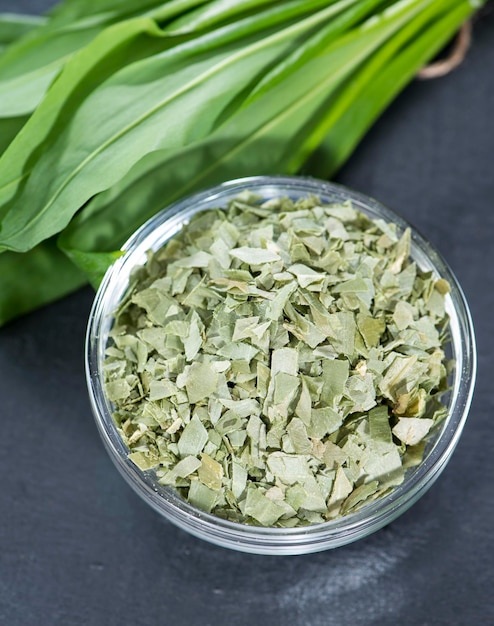 Kibbled Ramson in a bowl