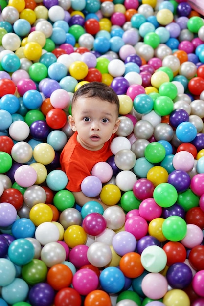 A kid play in the playground