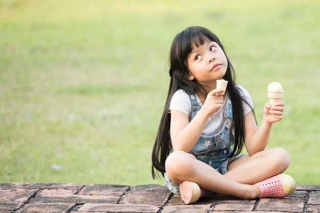 kid with ice cream