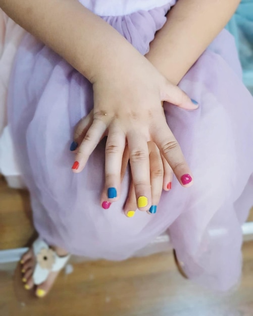 Photo kids colorful fingernails