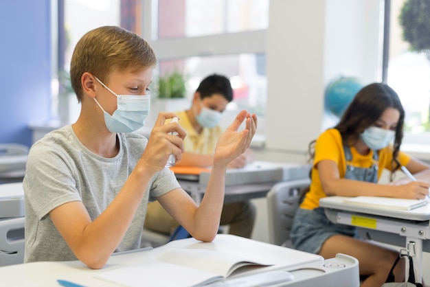 Kids wearing mask in class