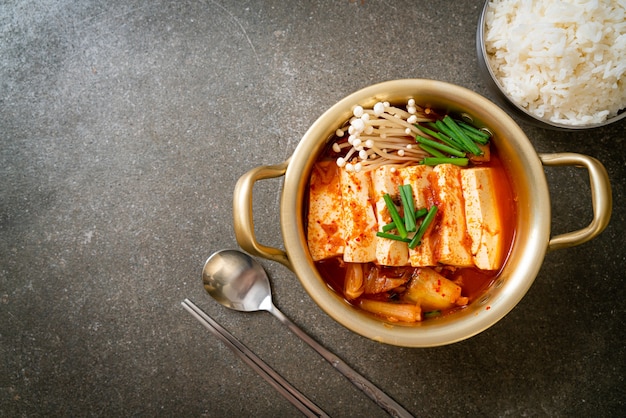 Kimchi Soup with Tofu and Egg