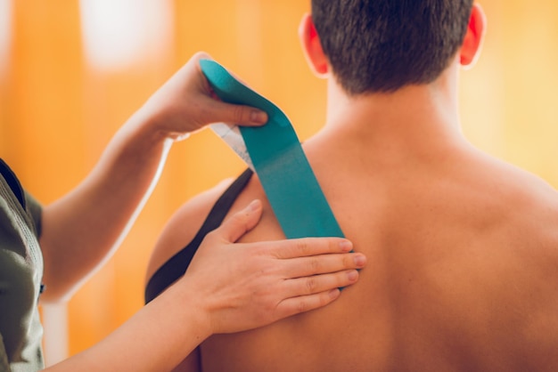 Kinesio taping for shoulder pain