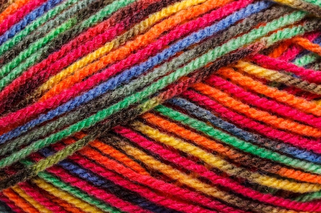 Knitting yarn