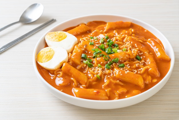 Korean instant noodle and Tteokbokki in Korean spicy sauce, Rabokki - Korean food style