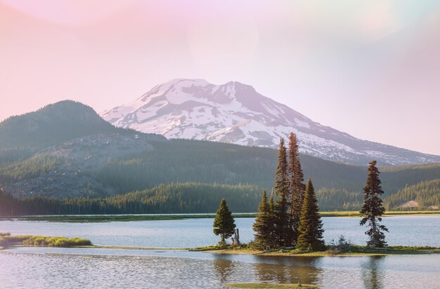 Photo lake in oregon