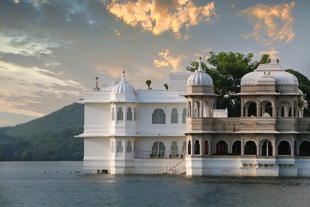 Lake Palace Lake Pichola Udaipur Rajasthan India