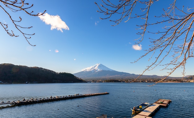 Landscape of Fuji Mountain at Lake Kawaguchiko, Japan