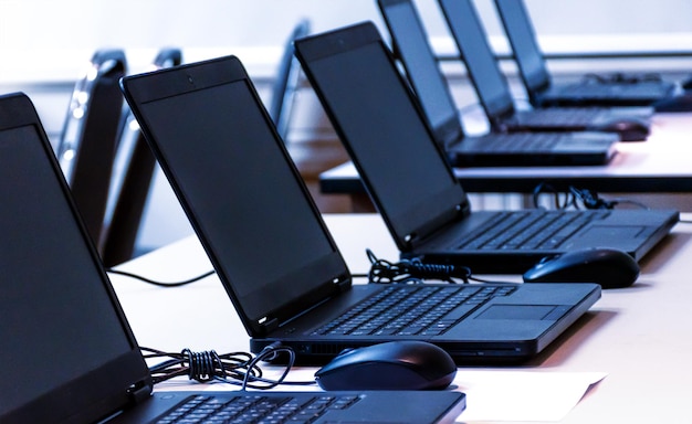 Laptop arranging rows in the training room