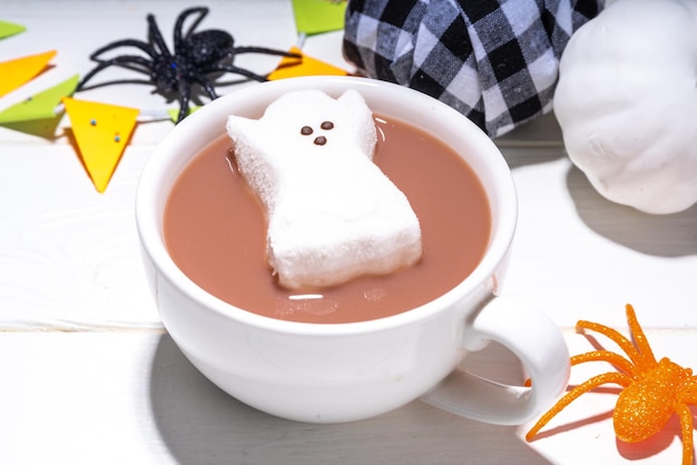 Latte with marshmallow ghost