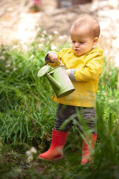 Little gardener in action