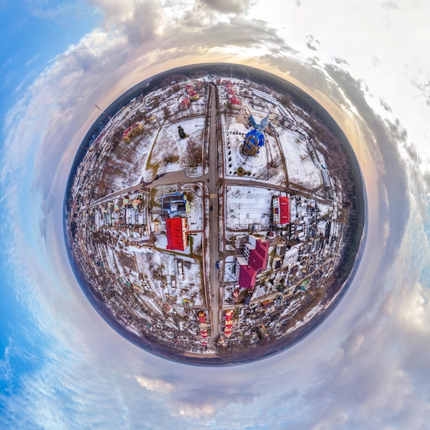 Photo little planet over the crossroads in the village