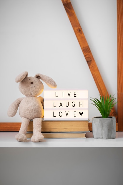 Live laugh love message on lightbox