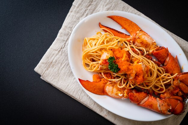 lobster spaghetti with shrimp egg