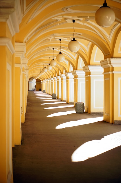 Lot of arches are yellow, a receding perspective