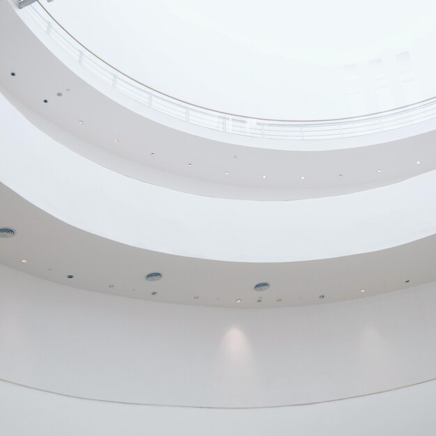 Photo low angle view of ceiling