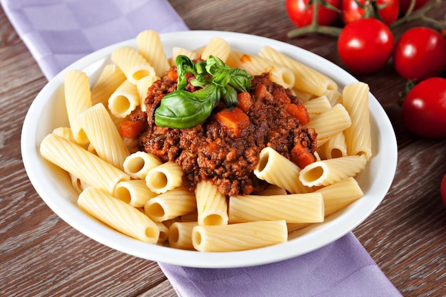 Macaroni Bolognese