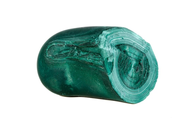 Photo macro malachite mineral stone on white background