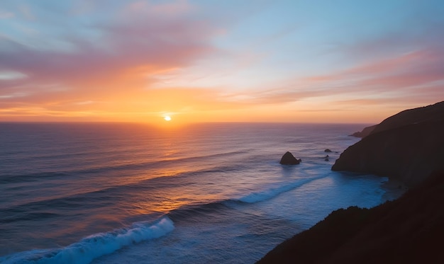 Photo majestic coastal cliff at golden hour with crashing waves