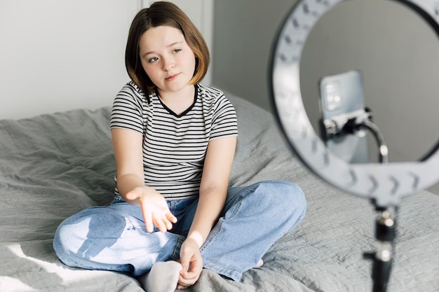 Photo make up influencer vlogging at home