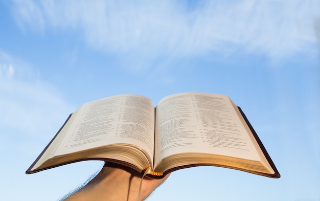 Man praying with his bible