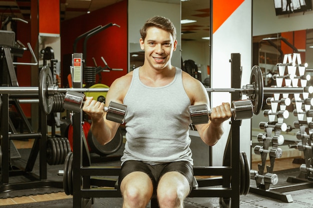 Man workingout in the local gym