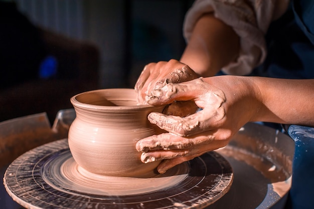 Manual production of ceramic products according to old recipes