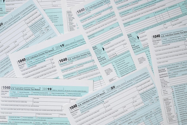 Many 1040 us tax form as business background government