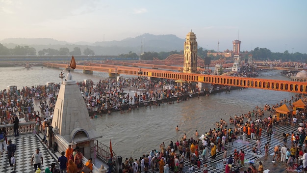 Many people praying at haridwar image hd