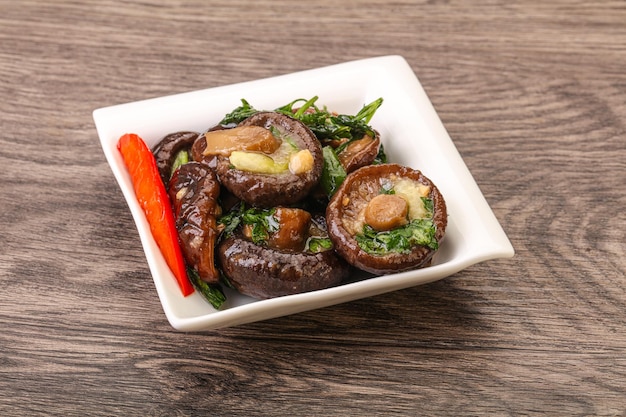 Marinated shiitake mushrooms with herbs