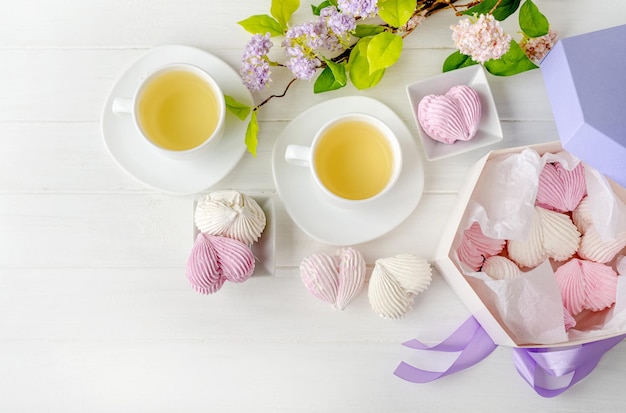 Marshmallow set with tea