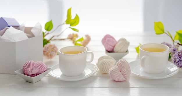 Marshmallow set with tea